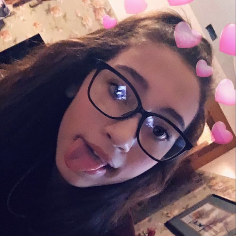 Meet your Posher, Kylee